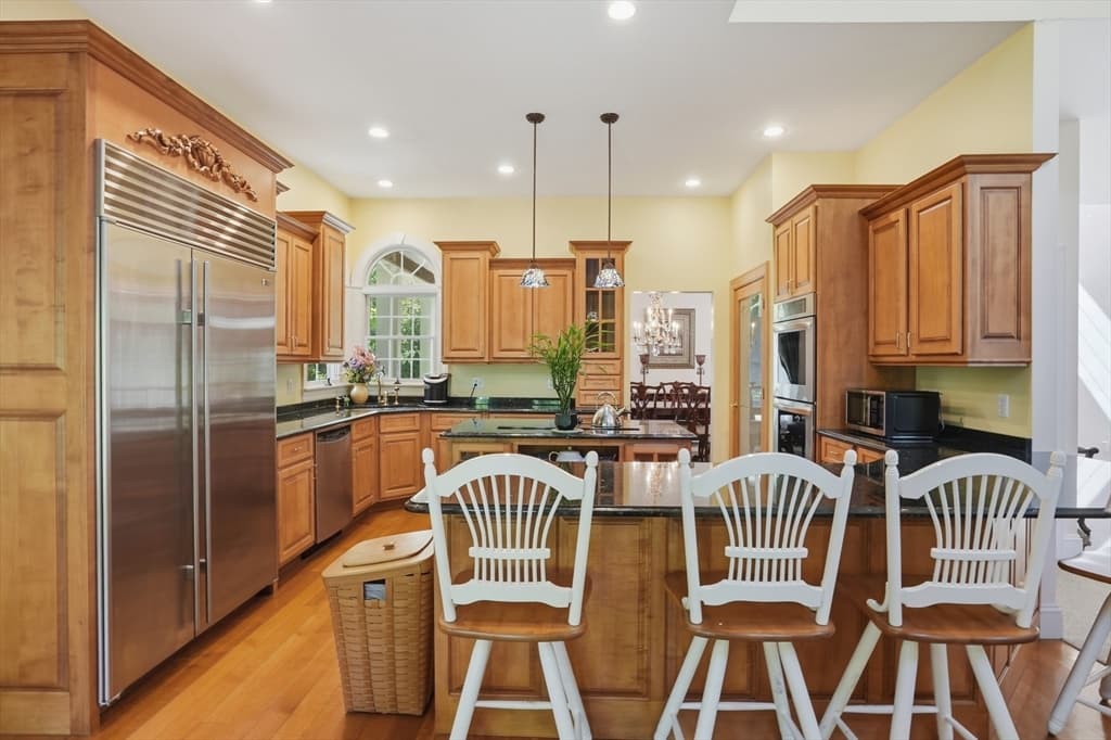 332 Division Road, Dartmouth MA 02748 photo 6
