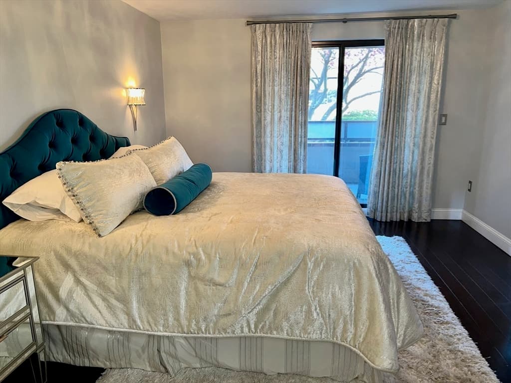 Condominium at 404 Paradise Road # 1D, Swampscott MA 01907, Swampscott, photo 27 of 36