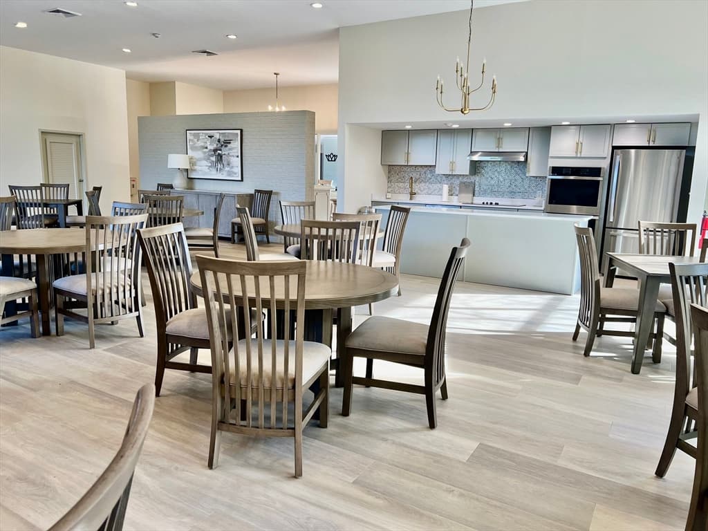 Condominium at 404 Paradise Road # 1D, Swampscott MA 01907, Swampscott, photo 6 of 36