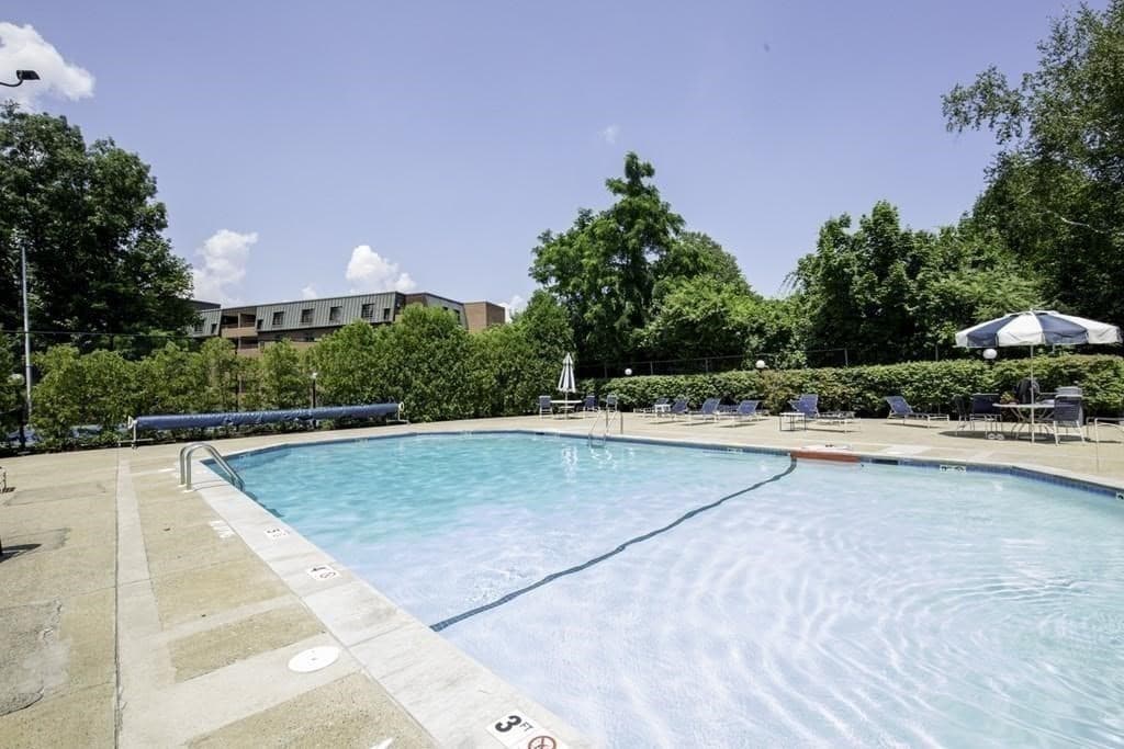 Condominium at 404 Paradise Road # 1D, Swampscott MA 01907, Swampscott, photo 33 of 36