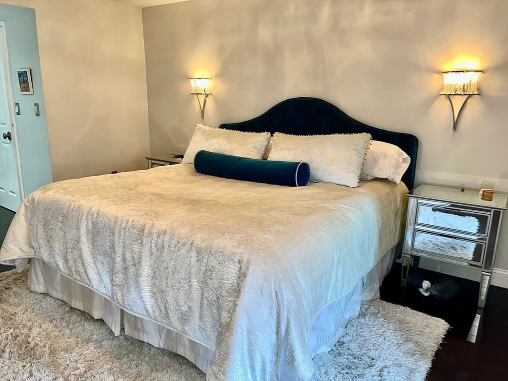 Condominium at 404 Paradise Road # 1D, Swampscott MA 01907, Swampscott, photo 25 of 36