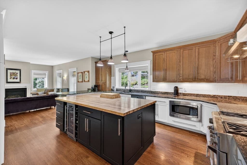 Single Family Residence at 3 Archelaus Hill Rd, West Newbury MA 01985, West Newbury, photo 12 of 40