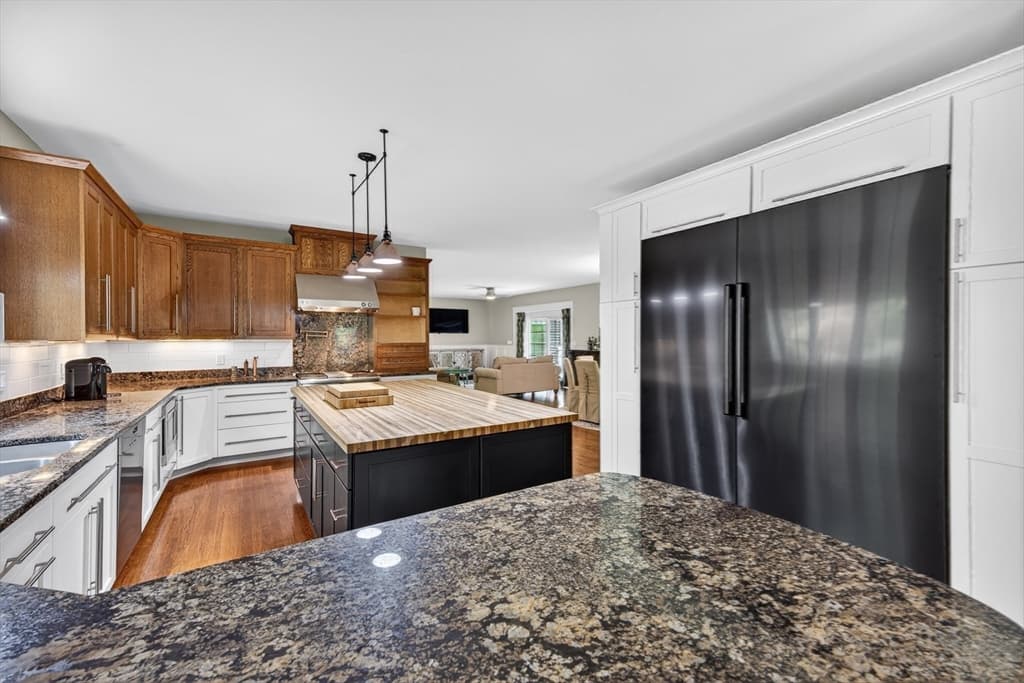 Single Family Residence at 3 Archelaus Hill Rd, West Newbury MA 01985, West Newbury, photo 10 of 40