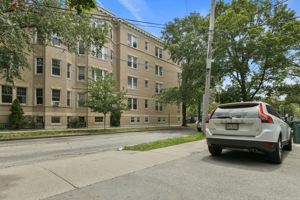 1774 Beacon Street # 6, Brookline MA 02445 photo 19