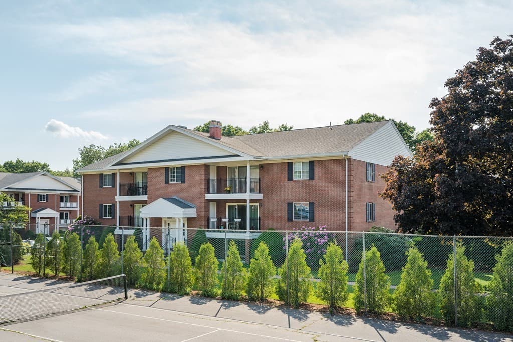 Condominium at 5 April Ln # 31, Lexington MA 02421, Lexington, photo 10 of 11
