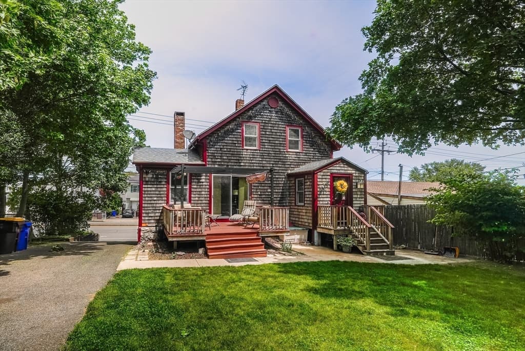 Single Family Residence at 217 Brayton Ave, Fall River MA 02721, photo 23 of 30