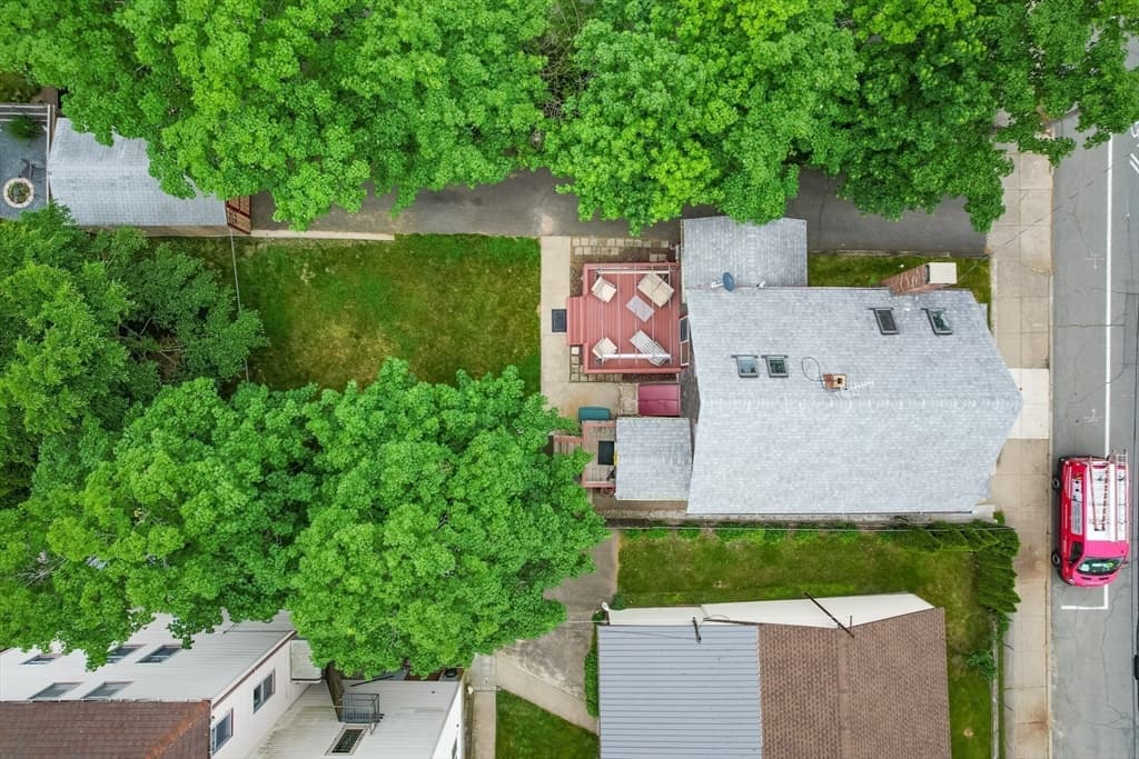Single Family Residence at 217 Brayton Ave, Fall River MA 02721, photo 26 of 30