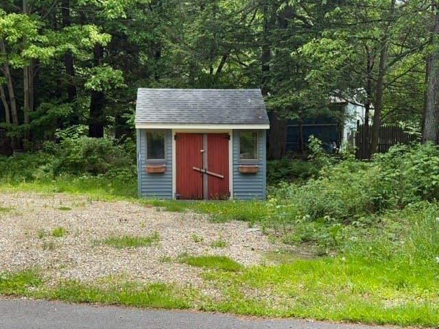 Single Family Residence at 29 Shady Ave, Westminster MA 01473, photo 3 of 42
