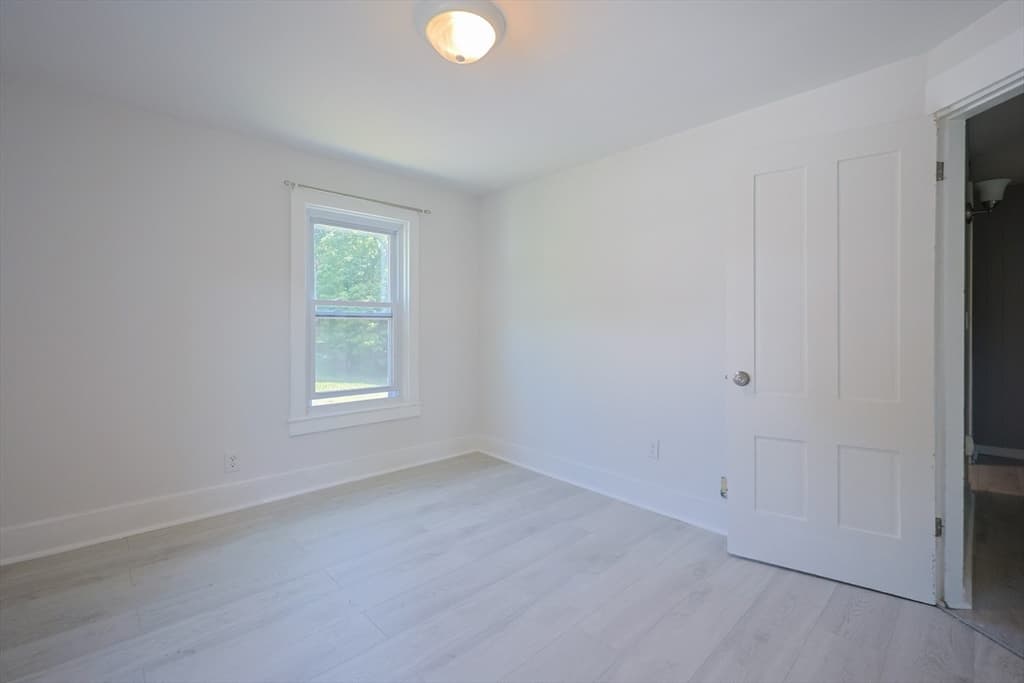 85 West Main Street, Groton MA 01450 photo 14