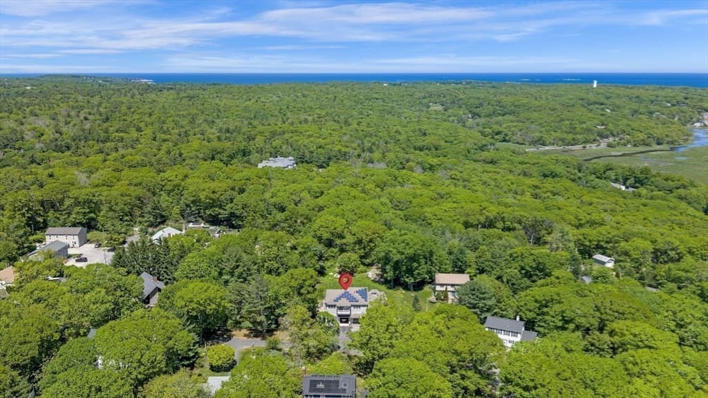 Single Family Residence at 9 Oxford Rd, Gloucester MA 01930, Gloucester, photo 37 of 41