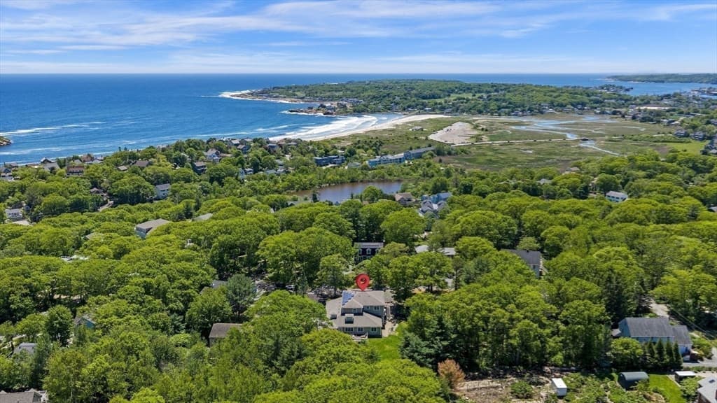 Single Family Residence at 9 Oxford Rd, Gloucester MA 01930, Gloucester, photo 39 of 41