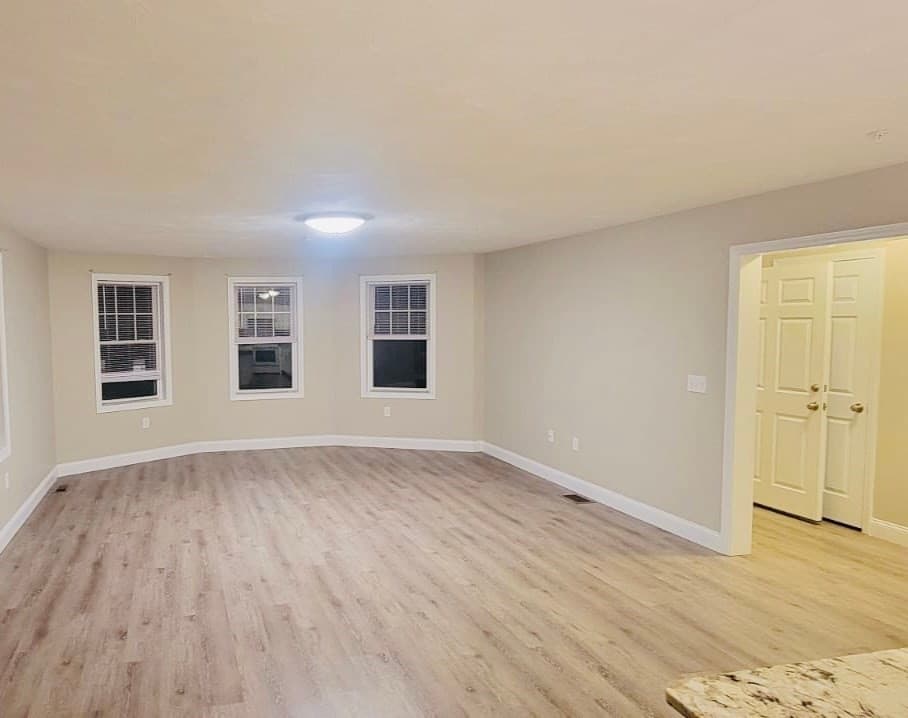 5-9 Family at 18-22 Burgess St, Lowell MA 01851, Lowell, photo 12 of 16