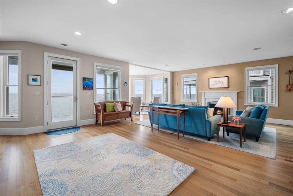 Condominium at 30 Preston Ct # 30, Swampscott MA 01907, Swampscott, photo 12 of 37