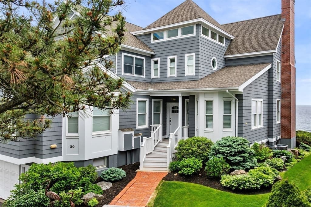 Condominium at 30 Preston Ct # 30, Swampscott MA 01907, Swampscott, photo 3 of 37