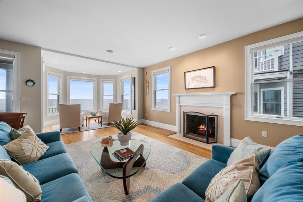 Condominium at 30 Preston Ct # 30, Swampscott MA 01907, Swampscott, photo 9 of 37