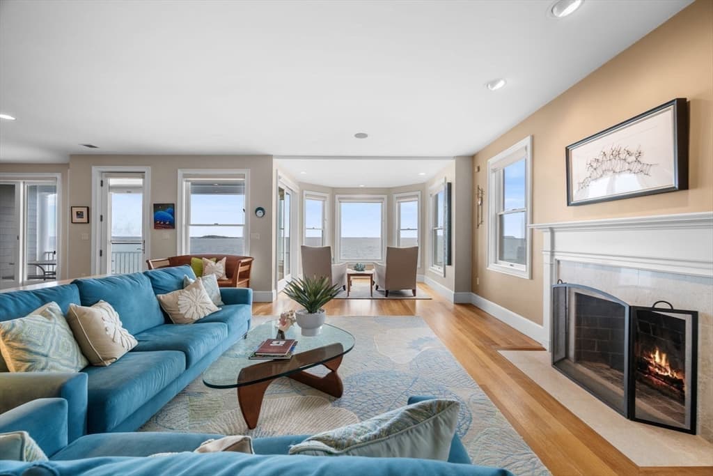 Condominium at 30 Preston Ct # 30, Swampscott MA 01907, Swampscott, photo 11 of 37