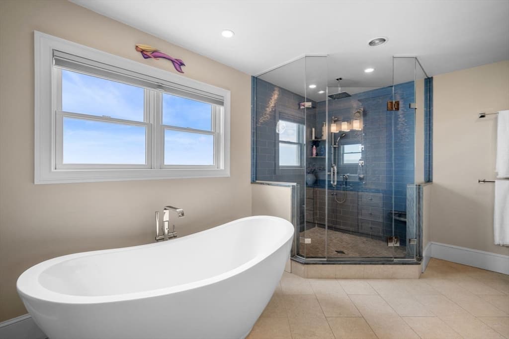 Condominium at 30 Preston Ct # 30, Swampscott MA 01907, Swampscott, photo 25 of 37