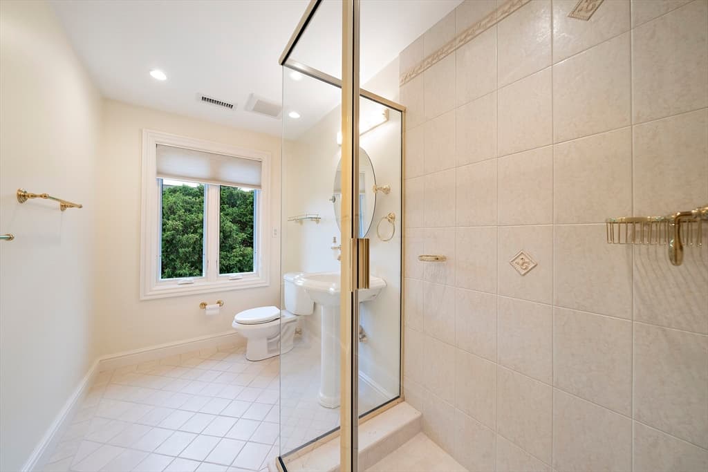 73 Countryside Road, Newton MA 02459 photo 23