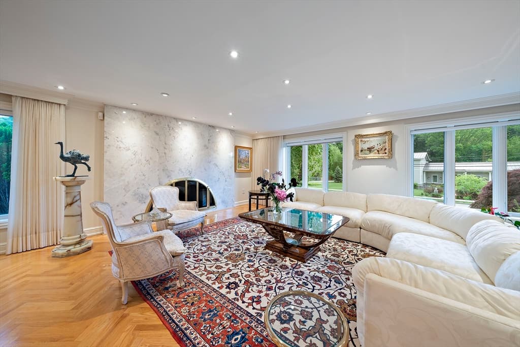 73 Countryside Road, Newton MA 02459 photo 4