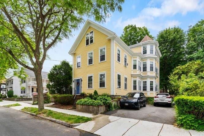 24 Park St, Wakefield MA 01880