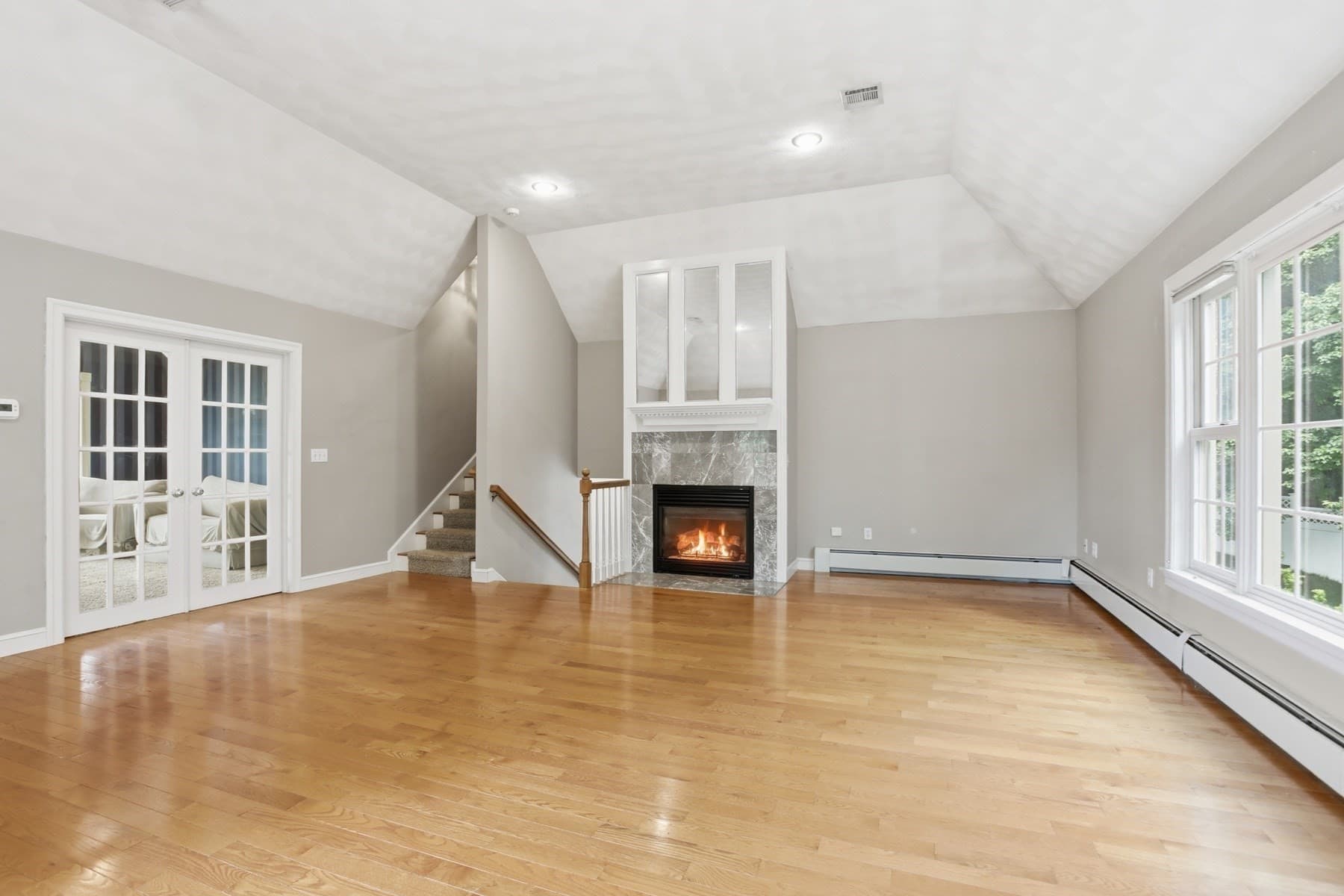 Single Family Residence at 4 Farnham Circle, Andover MA 01810, photo 23 of 42