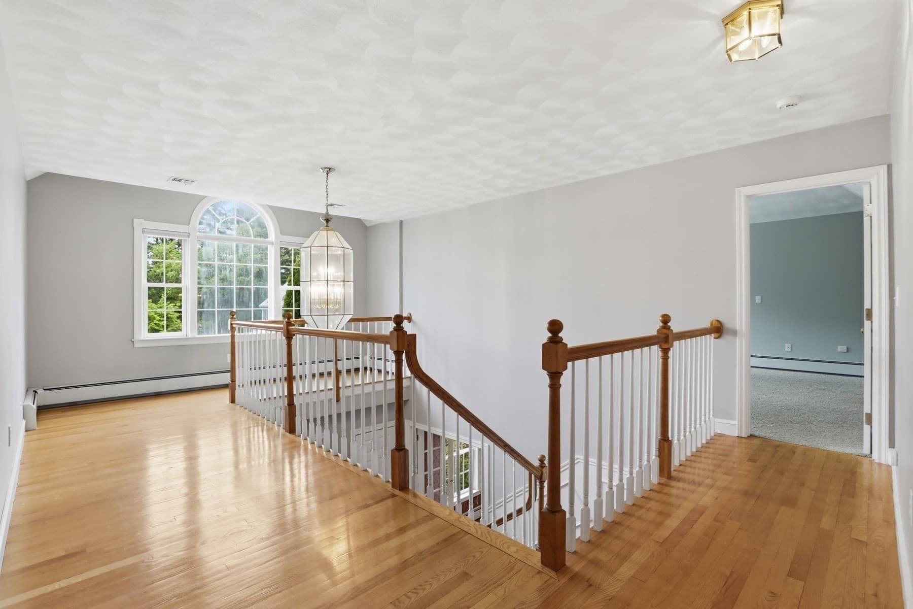 Single Family Residence at 4 Farnham Circle, Andover MA 01810, photo 33 of 42