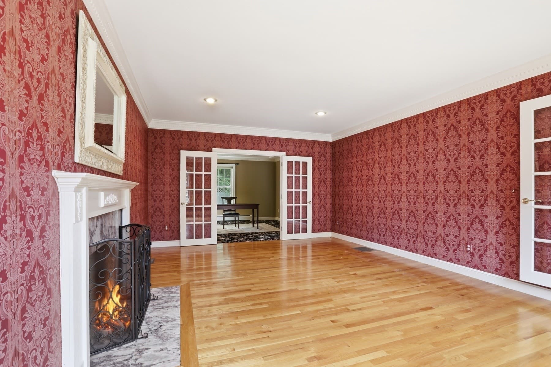 Single Family Residence at 4 Farnham Circle, Andover MA 01810, photo 19 of 42