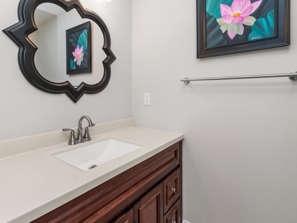 32 Lauricella Lane, Waltham MA 02452 photo 22