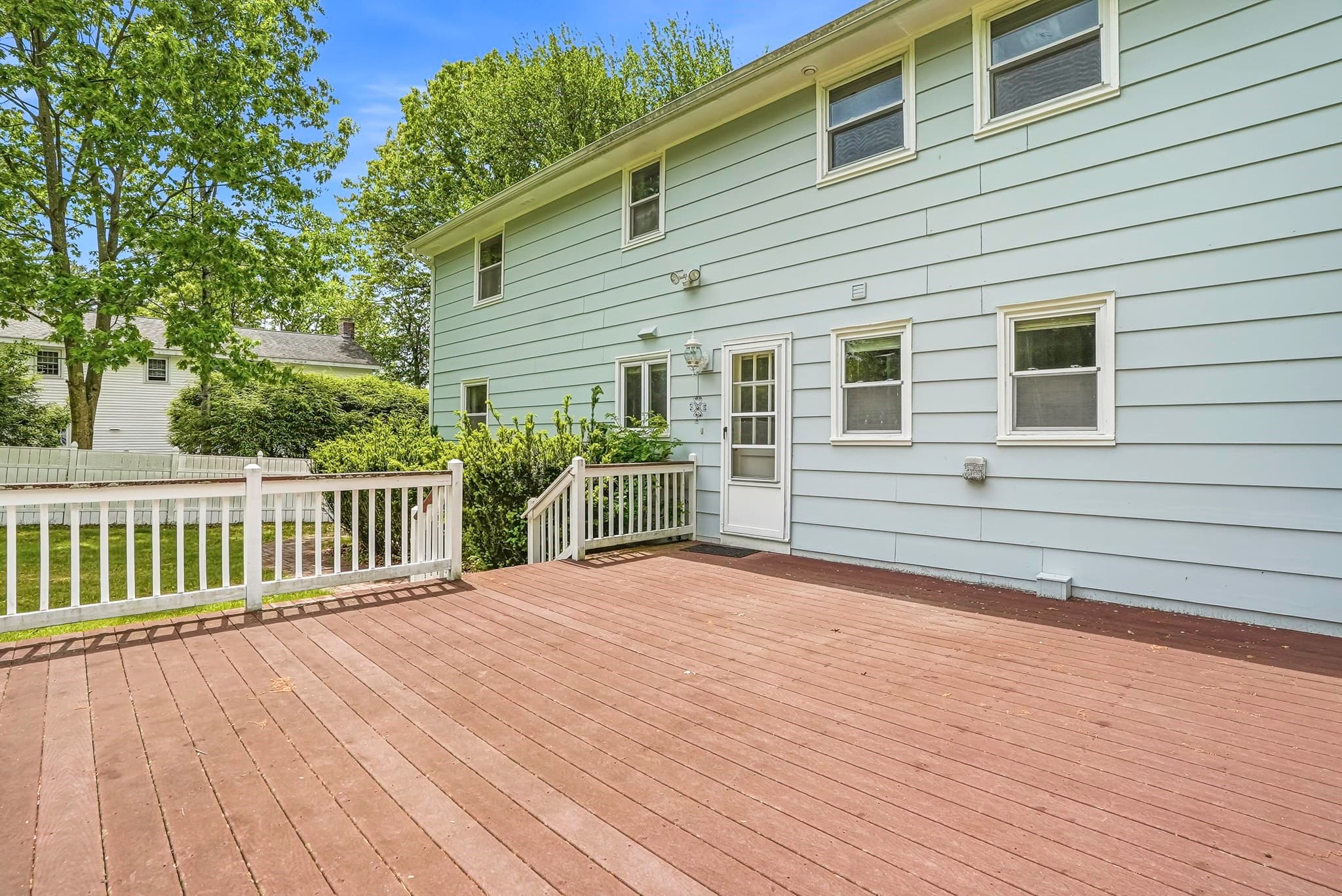 Single Family Residence at 57 Lanewood Ave, Framingham MA 01701, Framingham, photo 6 of 42
