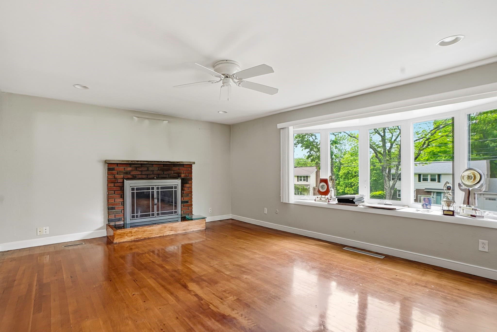 Single Family Residence at 57 Lanewood Ave, Framingham MA 01701, Framingham, photo 32 of 42
