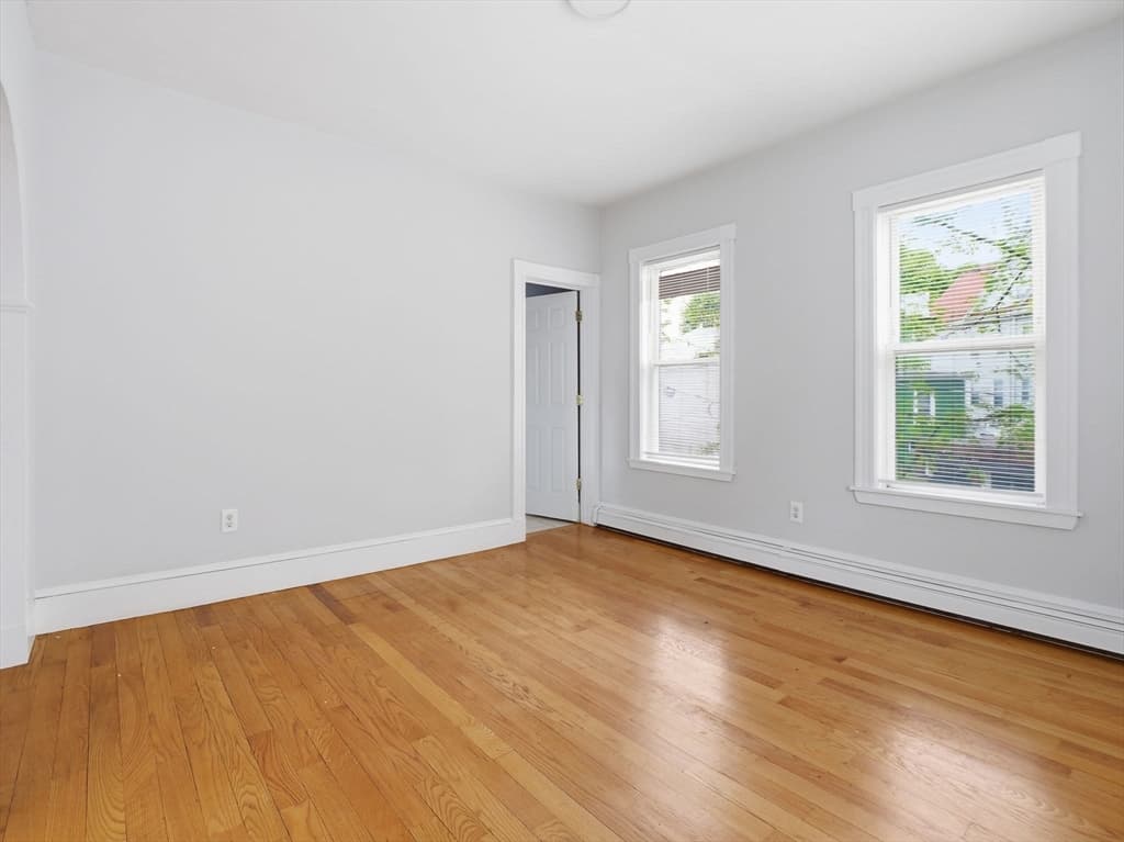 3 Family at 7 Corbet Street, Boston MA 02124, Boston, photo 13 of 37