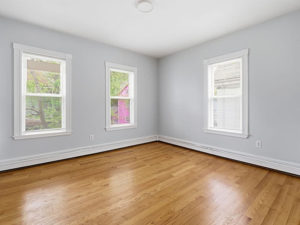 3 Family at 7 Corbet Street, Boston MA 02124, Boston, photo 12 of 37