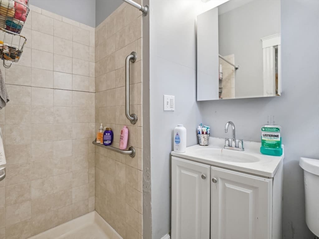3 Family at 7 Corbet Street, Boston MA 02124, Boston, photo 32 of 37