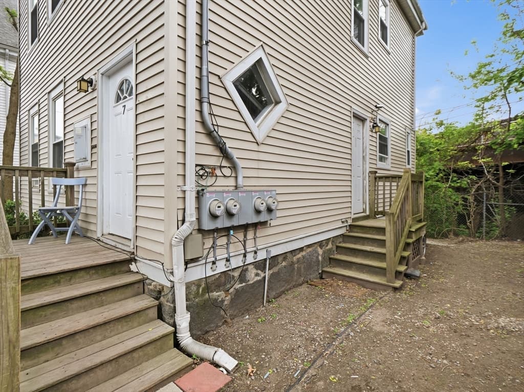 3 Family at 7 Corbet Street, Boston MA 02124, Boston, photo 34 of 37