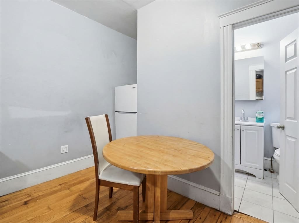 3 Family at 7 Corbet Street, Boston MA 02124, Boston, photo 25 of 37