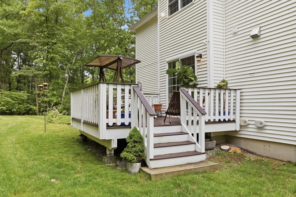 Single Family Residence at 4 Murray Hill Circle, Wilmington MA 01887, Wilmington, photo 33 of 42