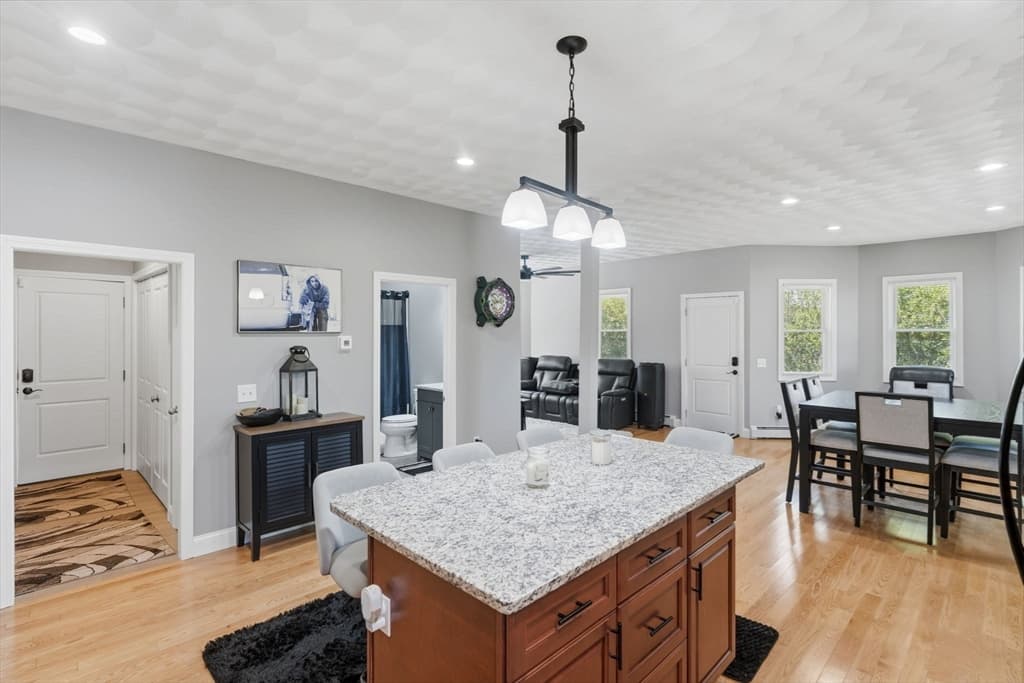 19 Curry Road, Cranston RI 02920 photo 6