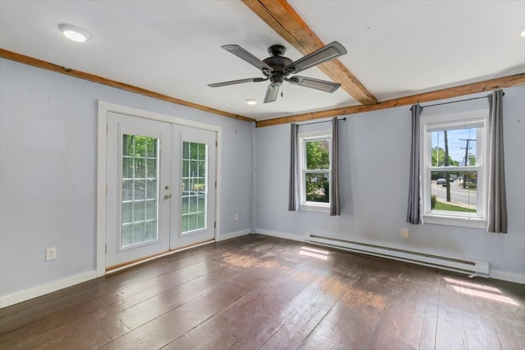135 Hart St, Beverly MA 01915 photo 13