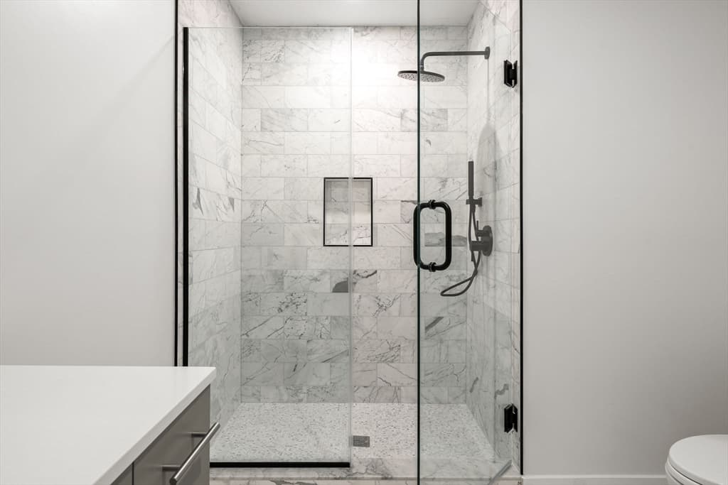 Condominium at 47 Condor PH, Boston MA 02128, Boston, photo 15 of 17