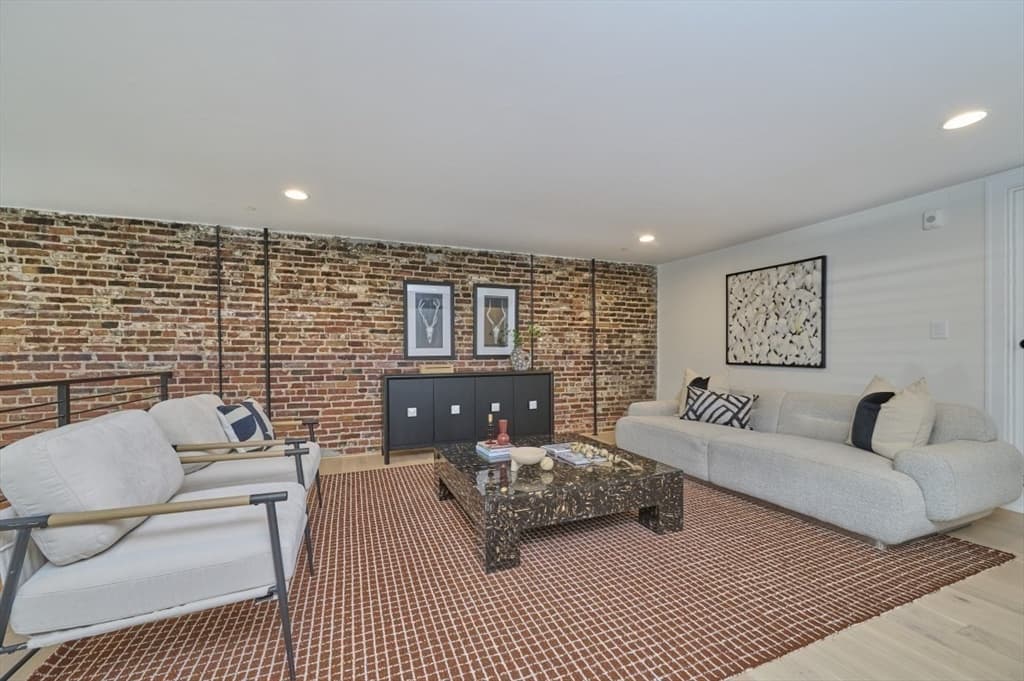 34 Salem # 201, Medford MA 02155 photo 8