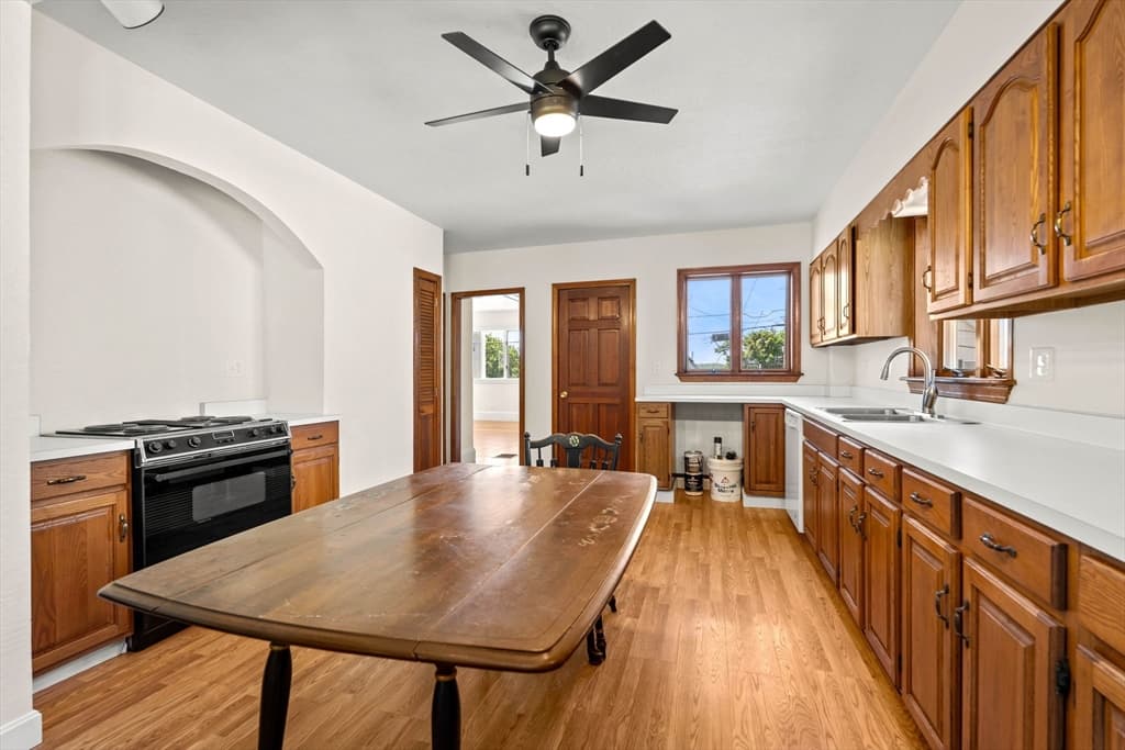 28 Hawthorne St, Lynn MA 01902 photo 15