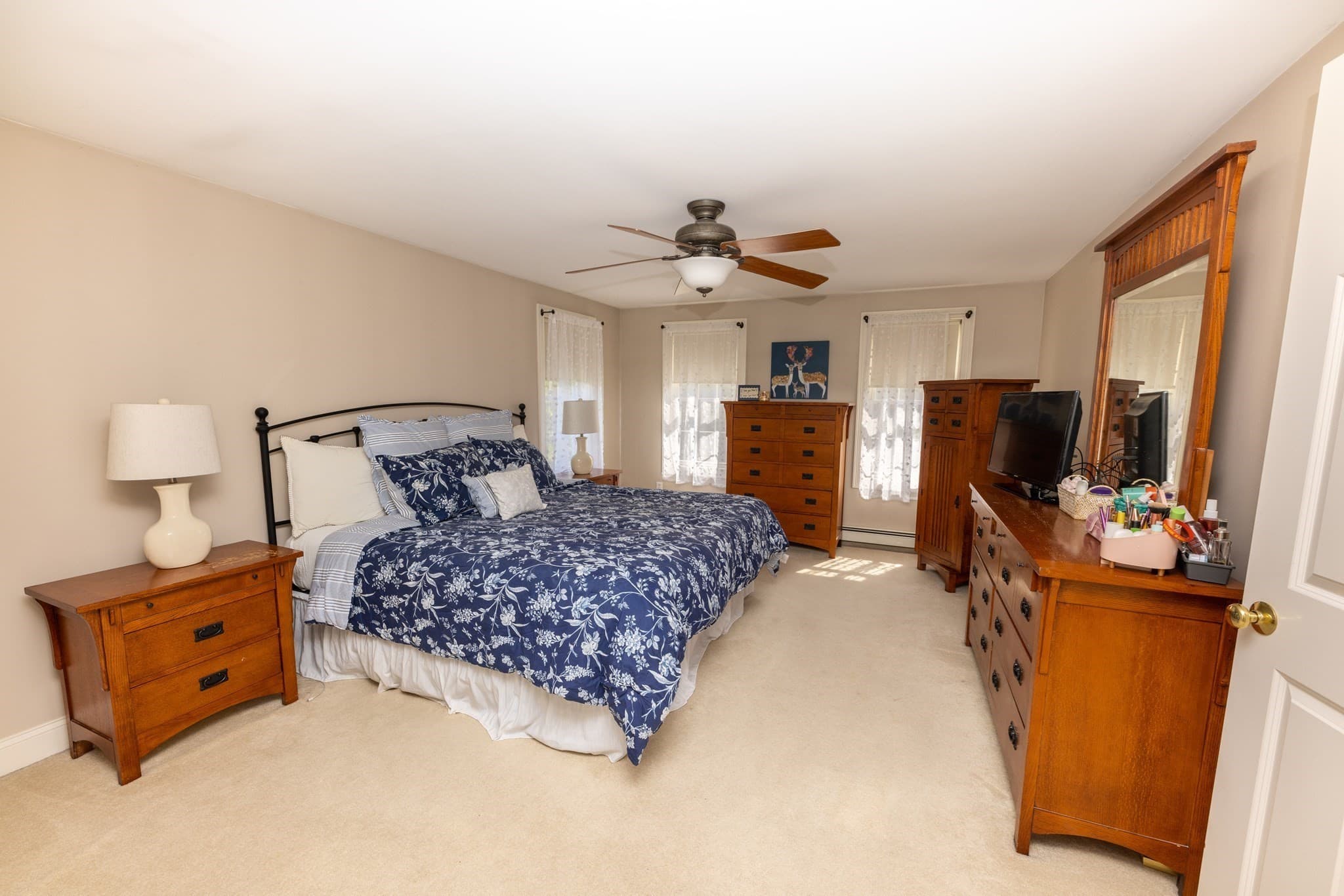 Single Family Residence at 6 Mckenzies Way, Berkley MA 02779, Berkley, photo 15 of 20