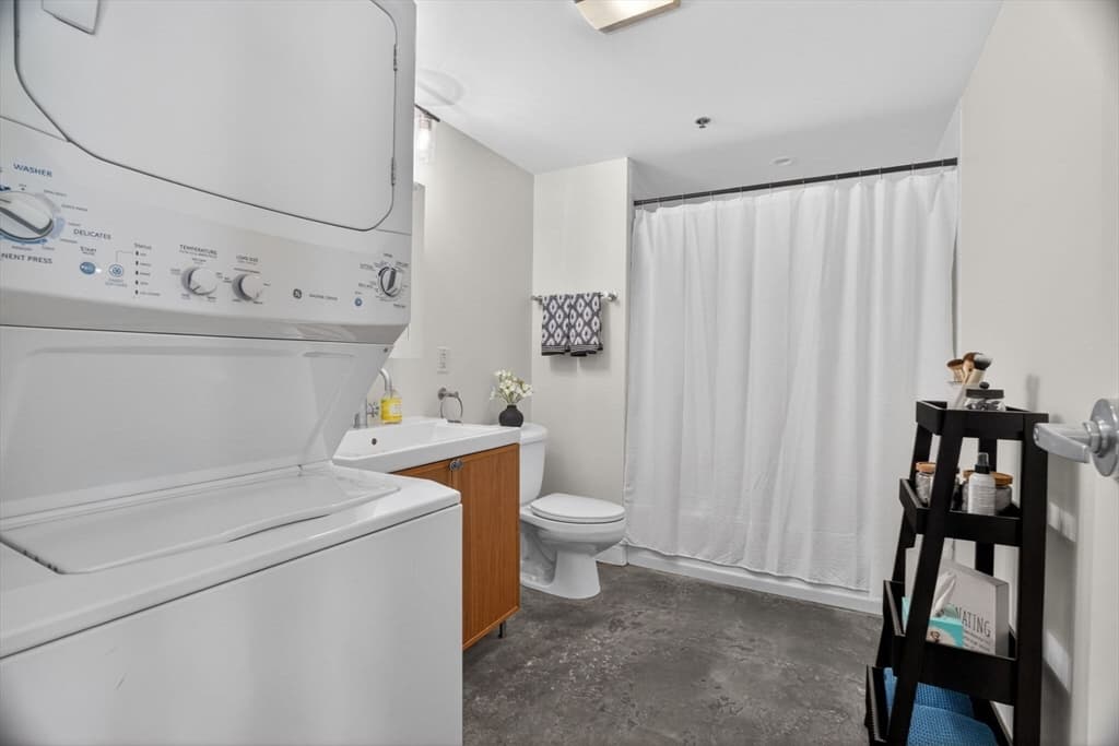 Condominium at 60 Dudley St # 221, Chelsea MA 02150, Chelsea, photo 12 of 22