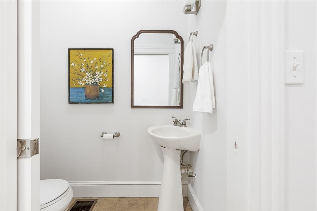 Single Family Residence at 502 Massachusetts Ave # 502, Lexington MA 02421, Lexington, photo 11 of 31