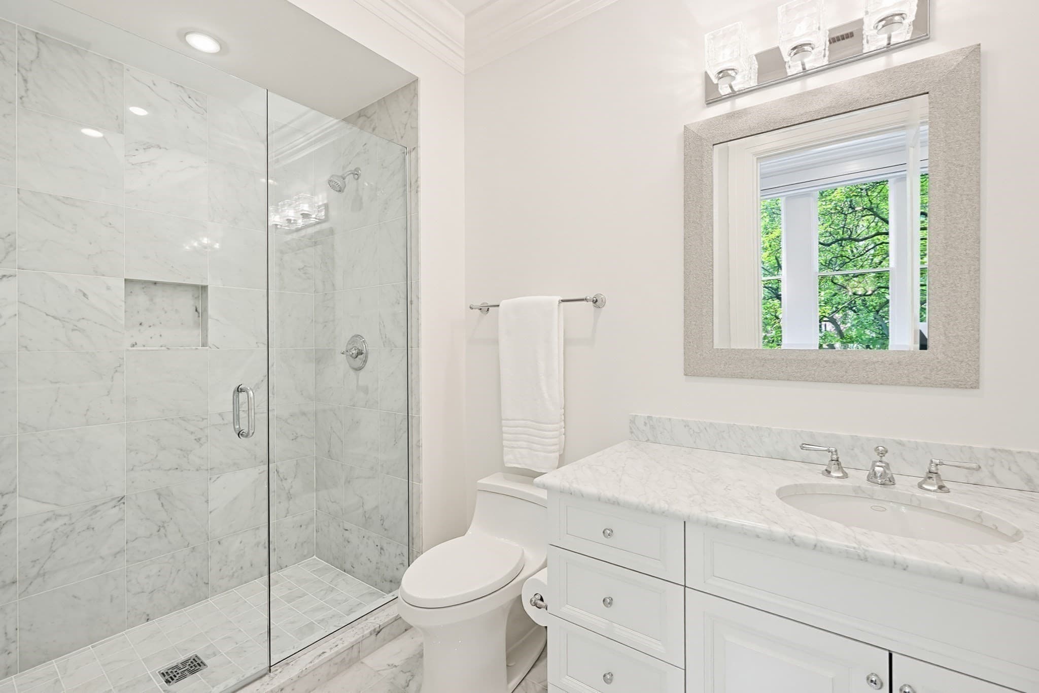 Condominium at 128 Beacon Street # B, Boston MA 02116, photo 16 of 29