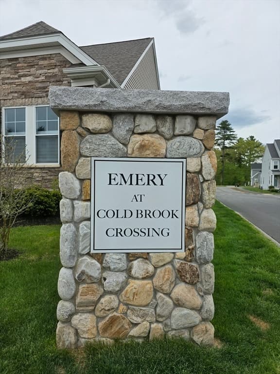 114 Orchard Dr # 8, Sudbury MA 01776 photo 20