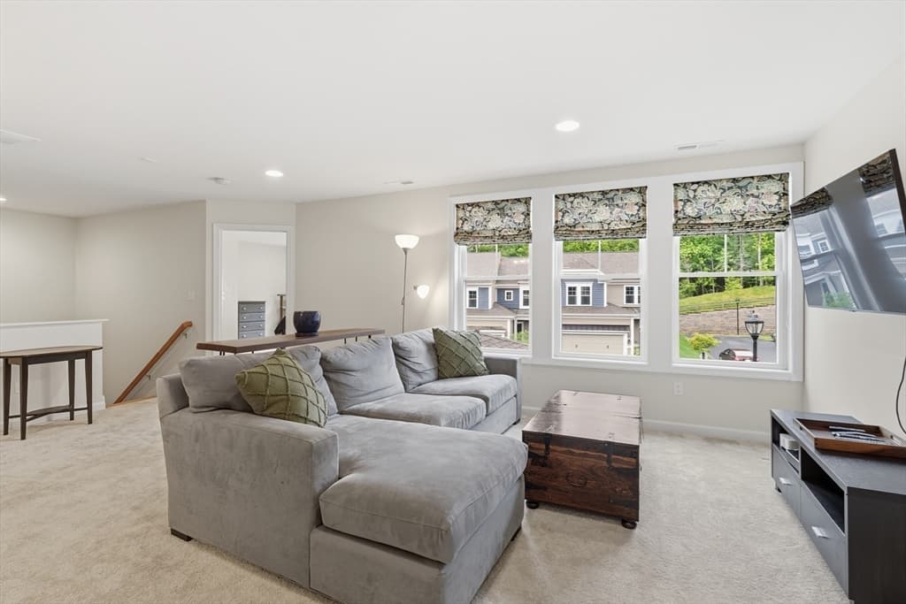 114 Orchard Dr # 8, Sudbury MA 01776 photo 11