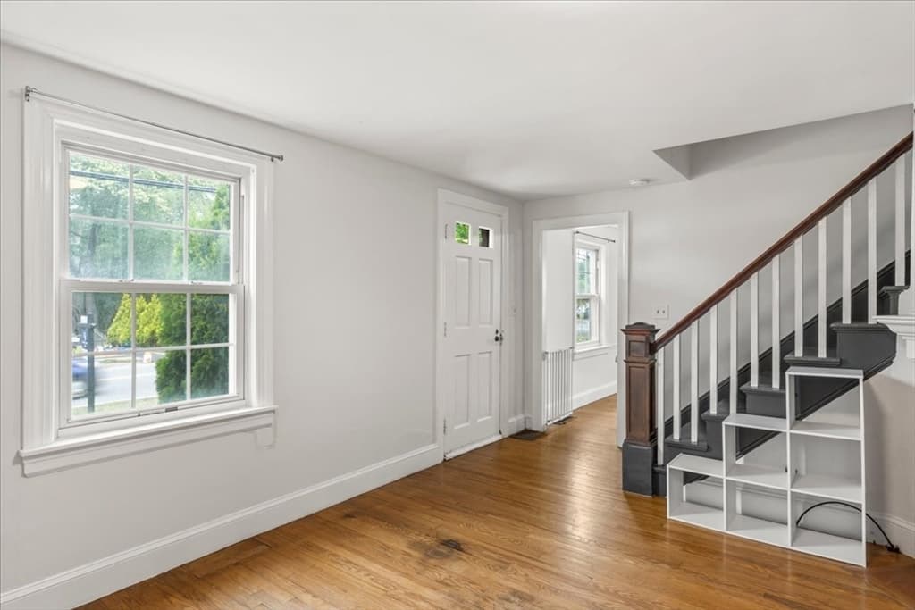 208 West Center St, West Bridgewater MA 02379 photo 4