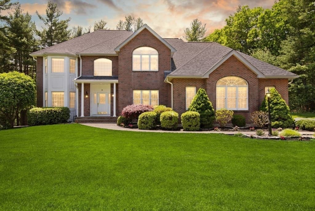 Single Family Residence at 18 Terrapin Ln, Sharon MA 02067, Sharon, photo 38 of 39