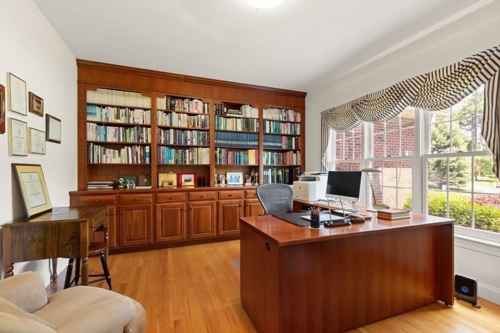Single Family Residence at 18 Terrapin Ln, Sharon MA 02067, Sharon, photo 15 of 39